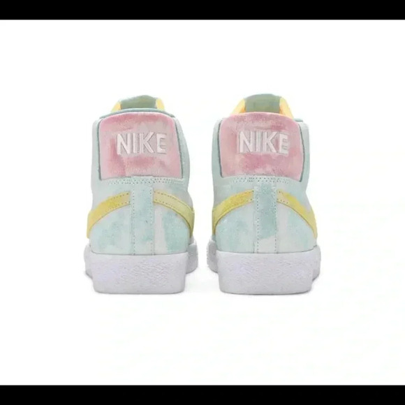 NIKE SB ZOOM BLAZER MID PRM LIGHT DEW - Picture 3 of 6